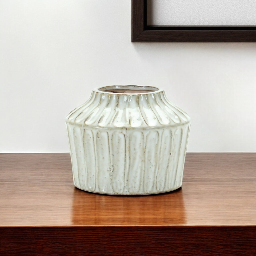 Ivory Ribbed Round Terracotta Table Vase