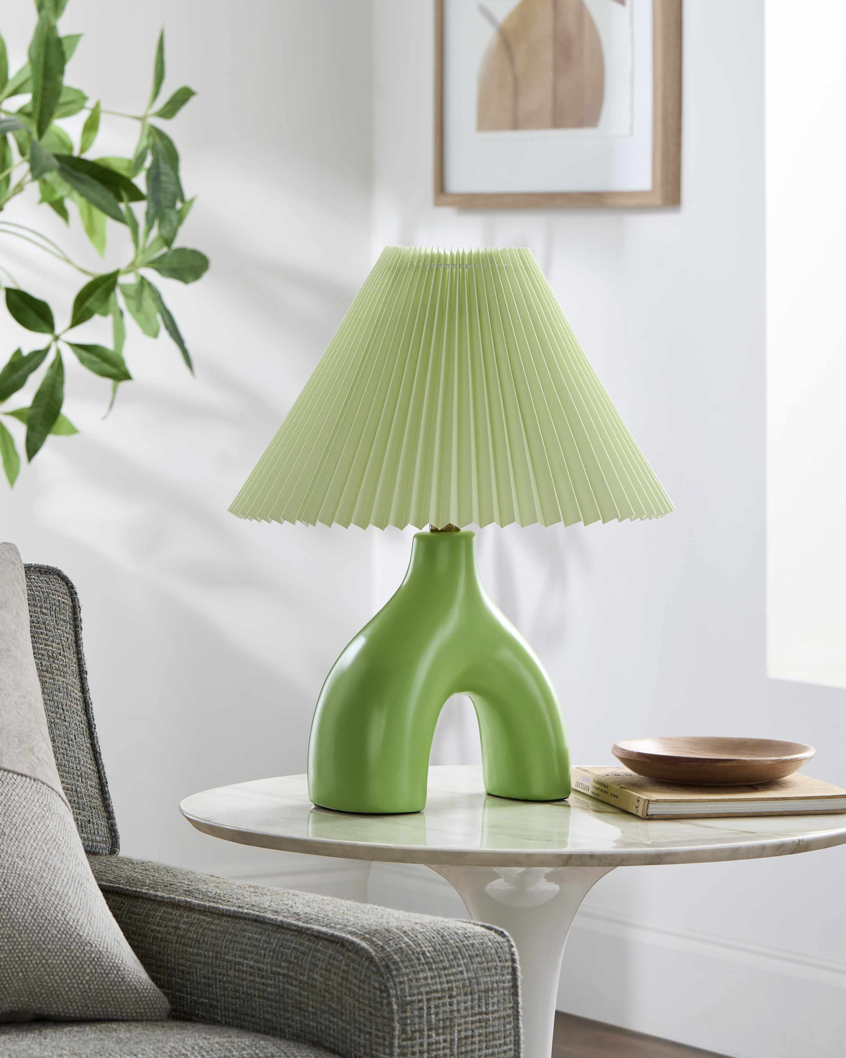 Duggendorf Table Lamp
