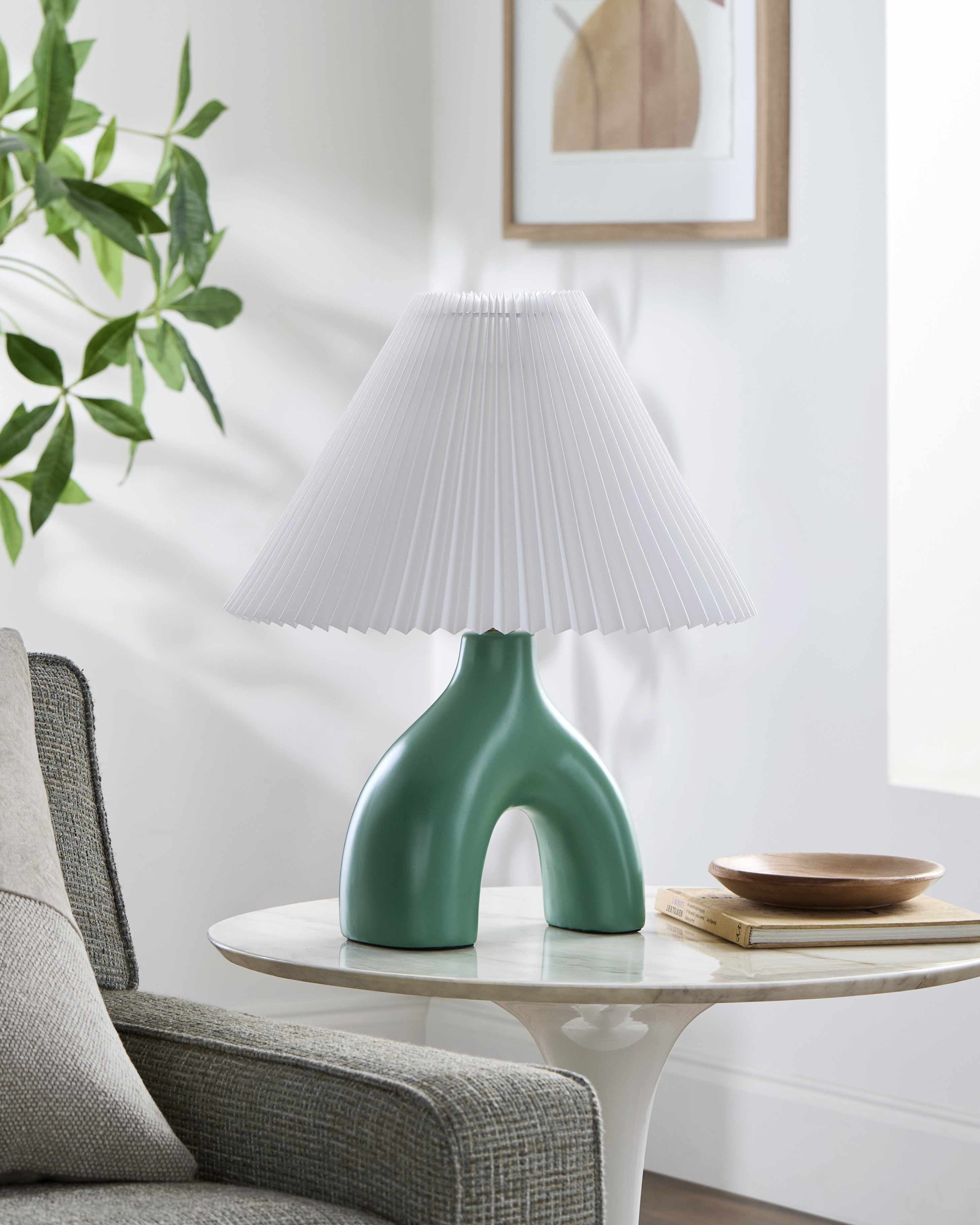 Ottenhofen Green Table Lamp