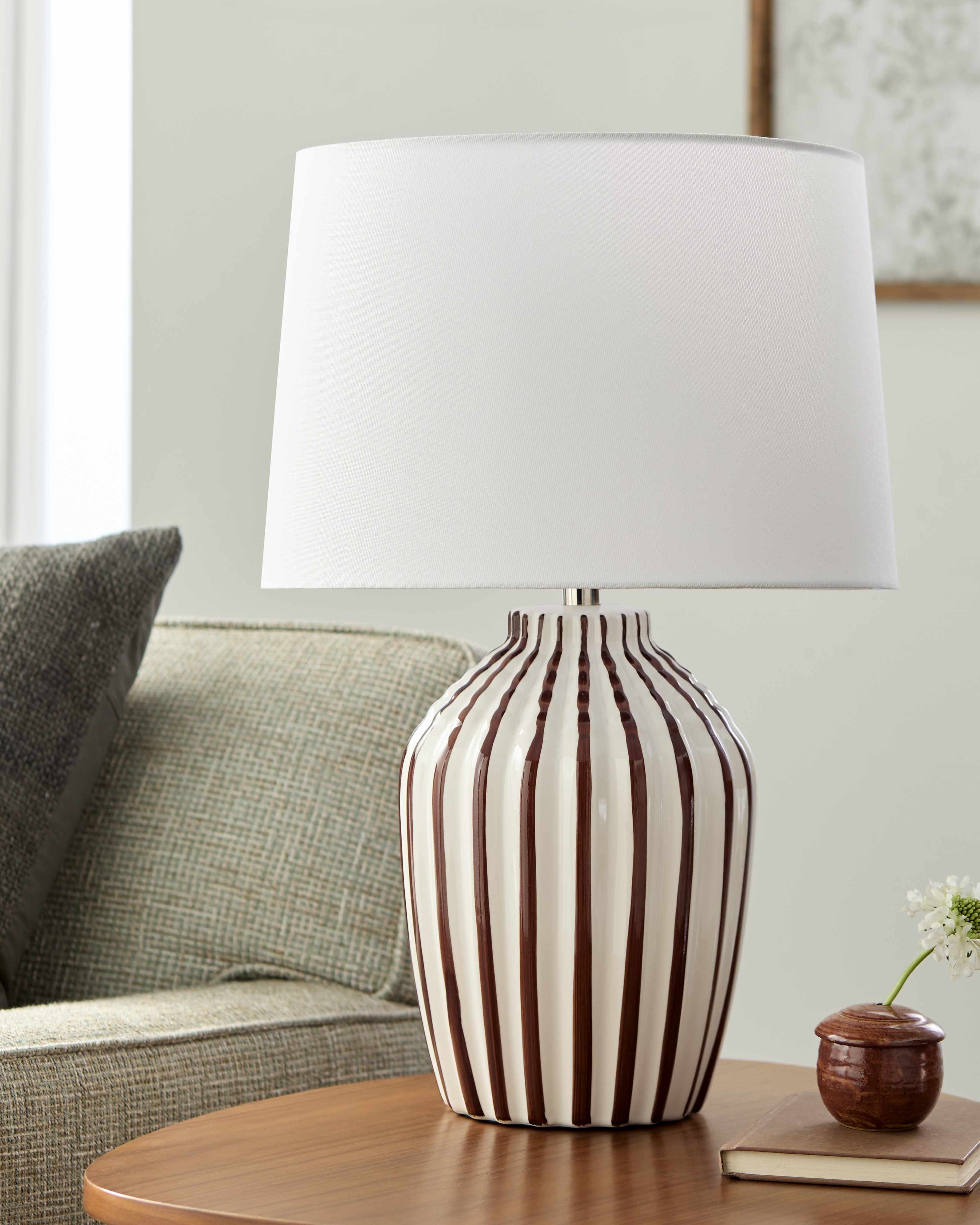 Shamsabad Table Lamp