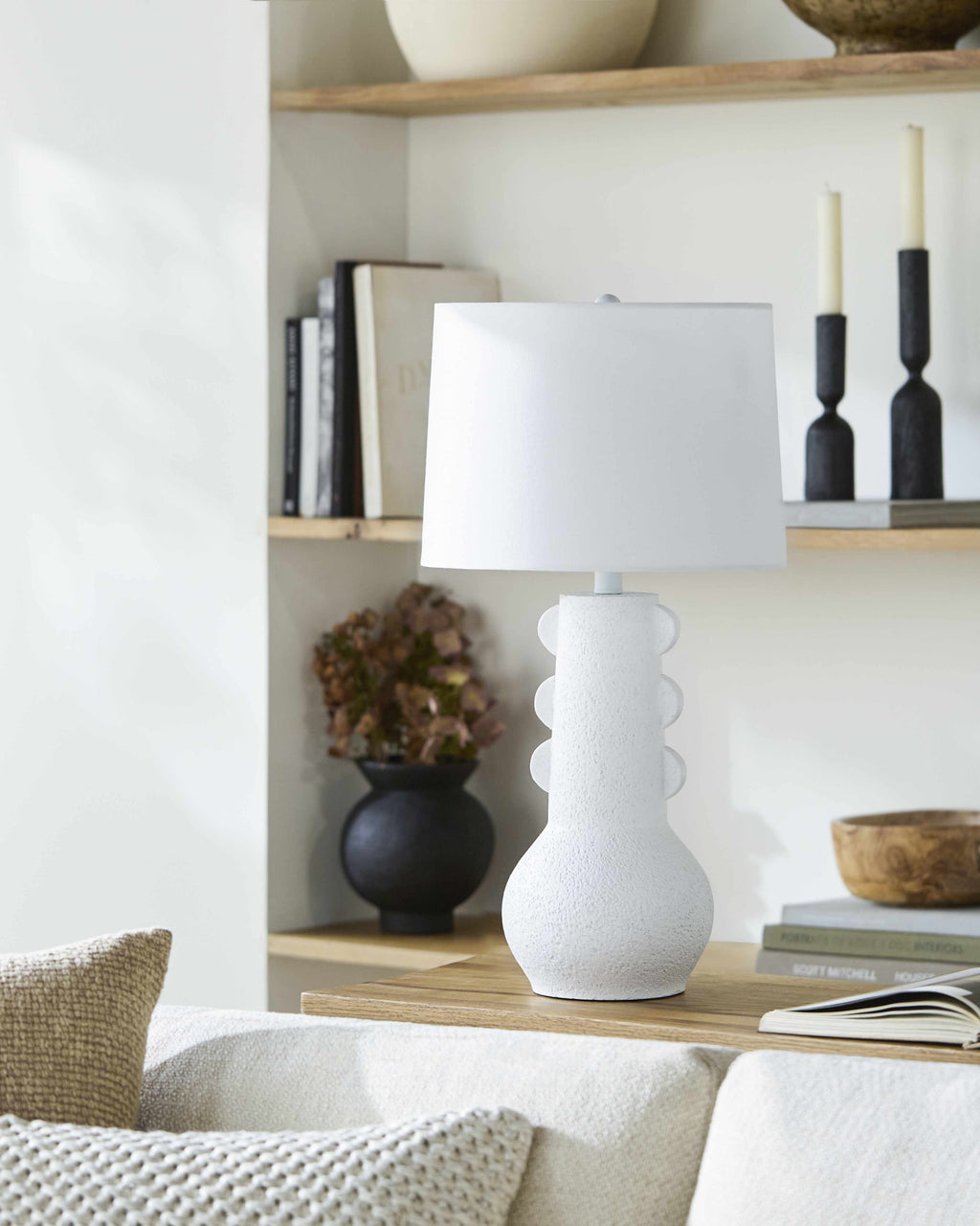 Tapachula White Table Lamp